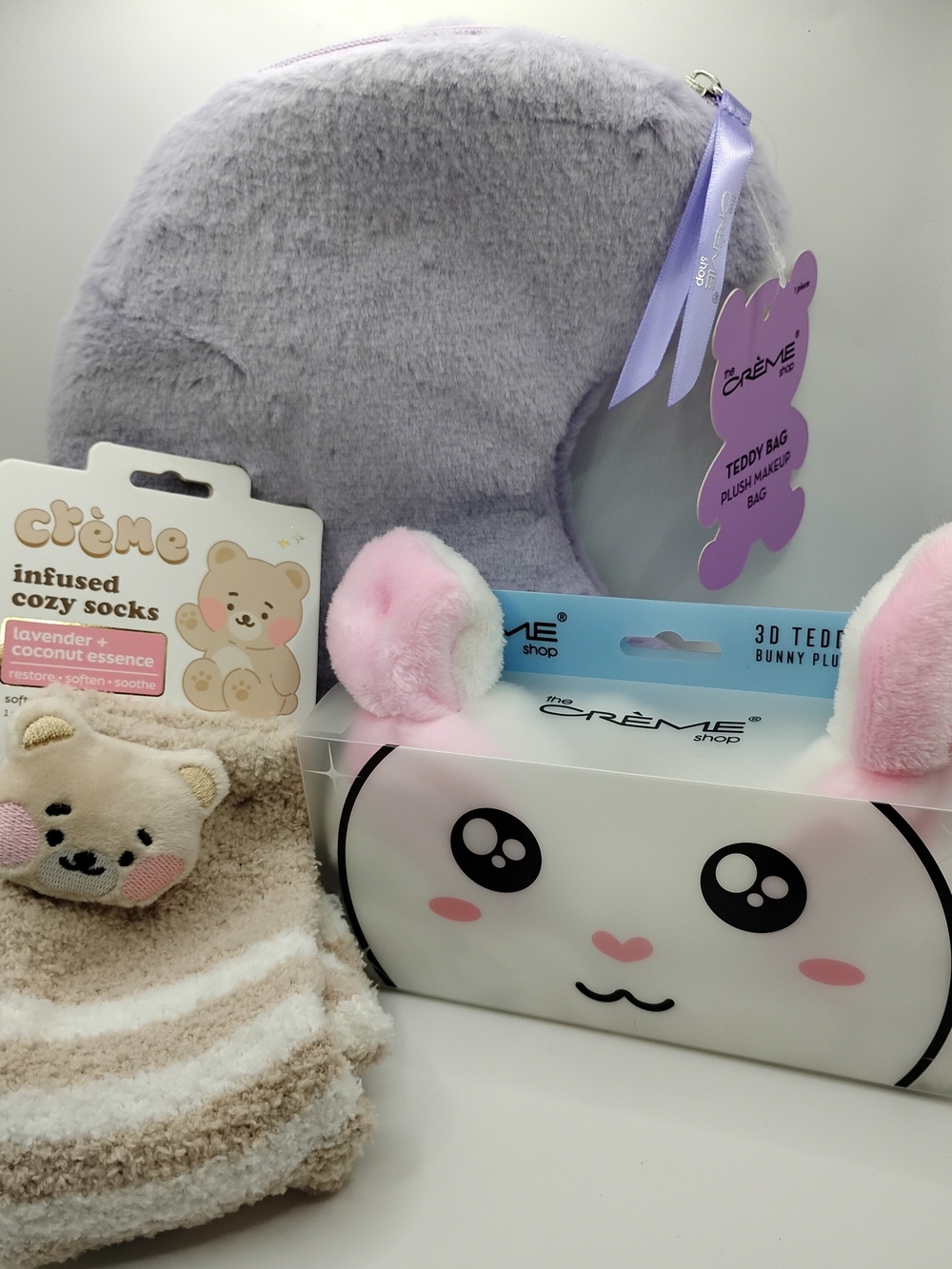 The Crème Shop Crescent Makeup Bag+Makeup Headband+Cozy Lavender Socks All BN - Picture 2 of 5